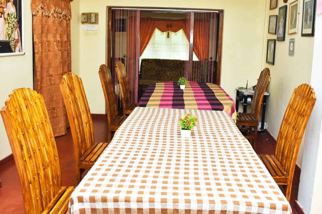 Deniyaya Guest House Eksteriør billede